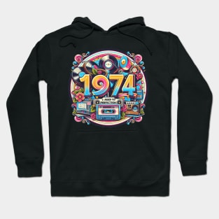 1974 Birthday Nostalgia: Vinyl records and tapes, Born in '74, 70s groovy vibes Hoodie